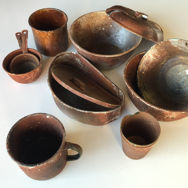 PRISON PROPS, Food Containers Assorted Aged